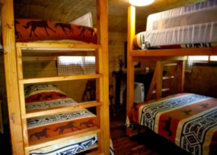 Absaroka Mountain Lodge *