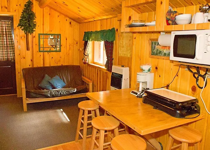 Absaroka Mountain Lodge *