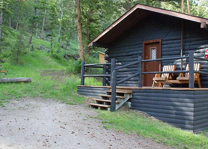Lodge Absaroka Mountain *
